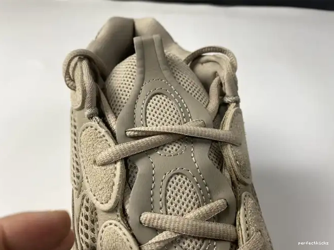 Yeezy Adidas Light 500 Taupe GX3605 0511